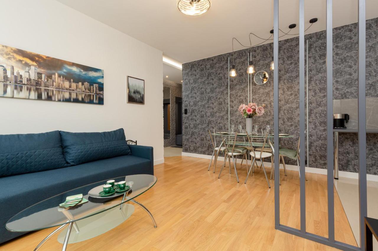 Park Arkadia Apartment With Parking Mokotow By Noclegi Renters Varsovia Exterior foto